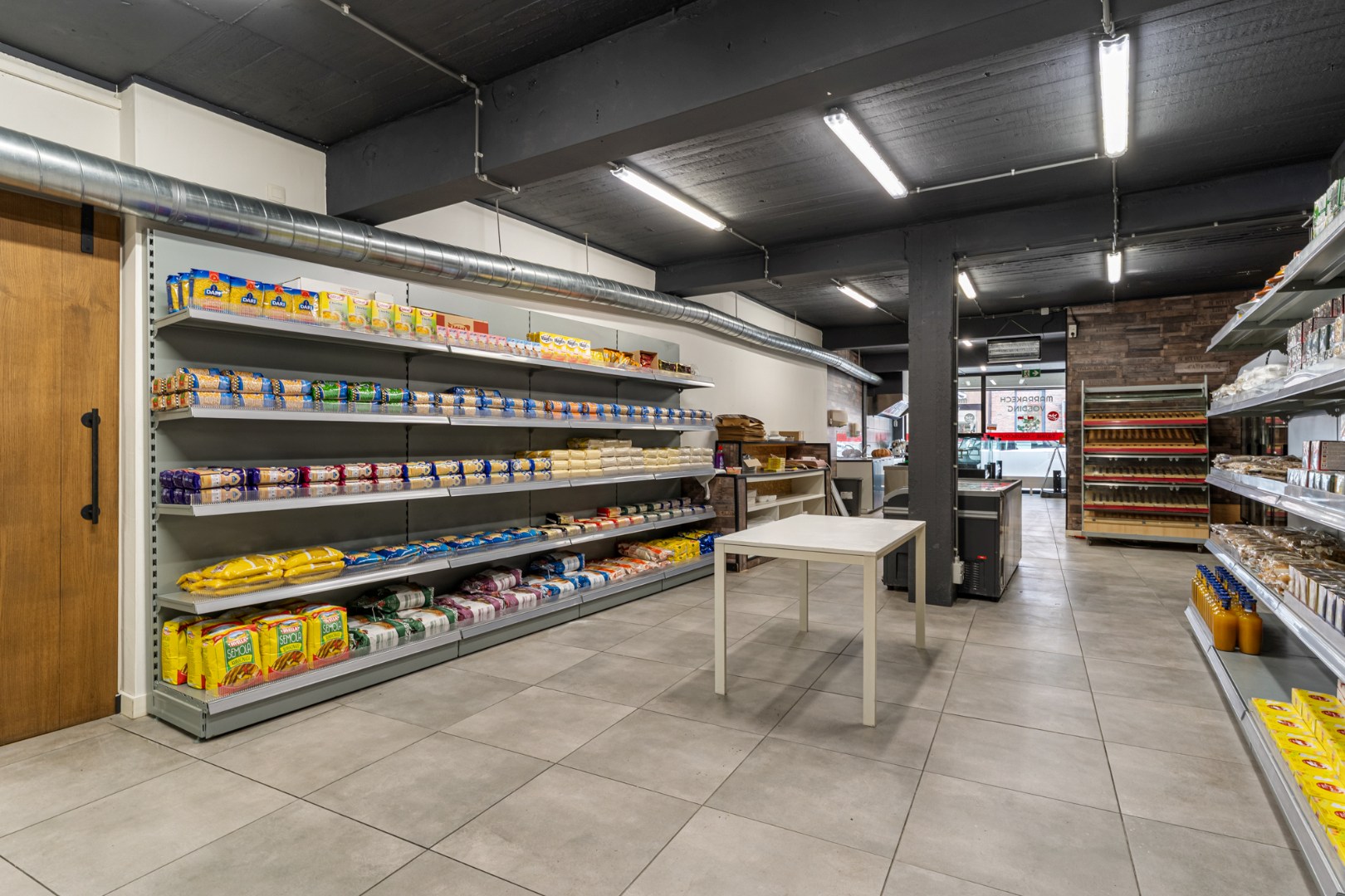 Commercieel uitstekend gelegen investeringspand bestaande uit winkel + duplex - foto 5