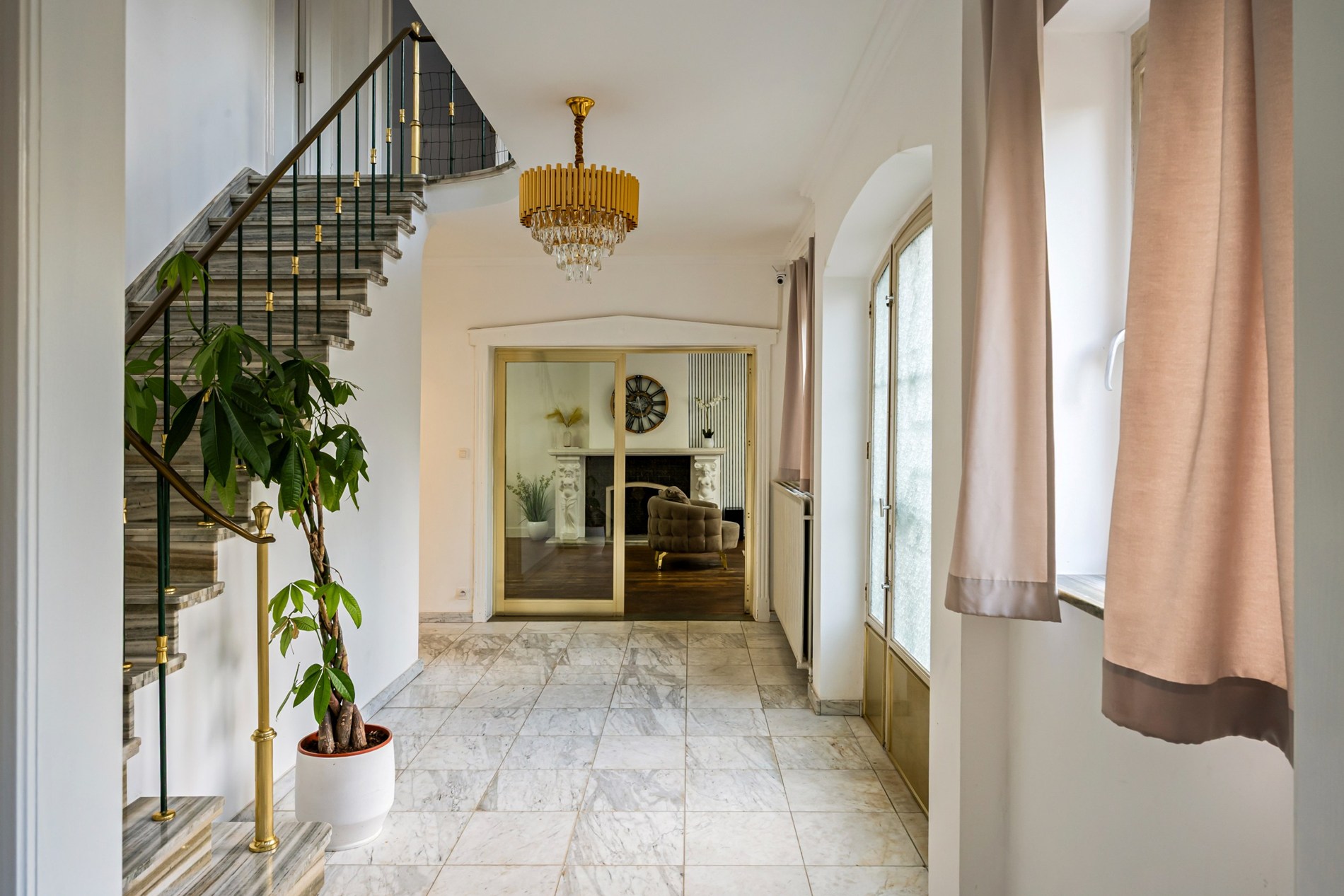 Surprisingly spacious house of 301m² in Leopoldsburg - photo 3