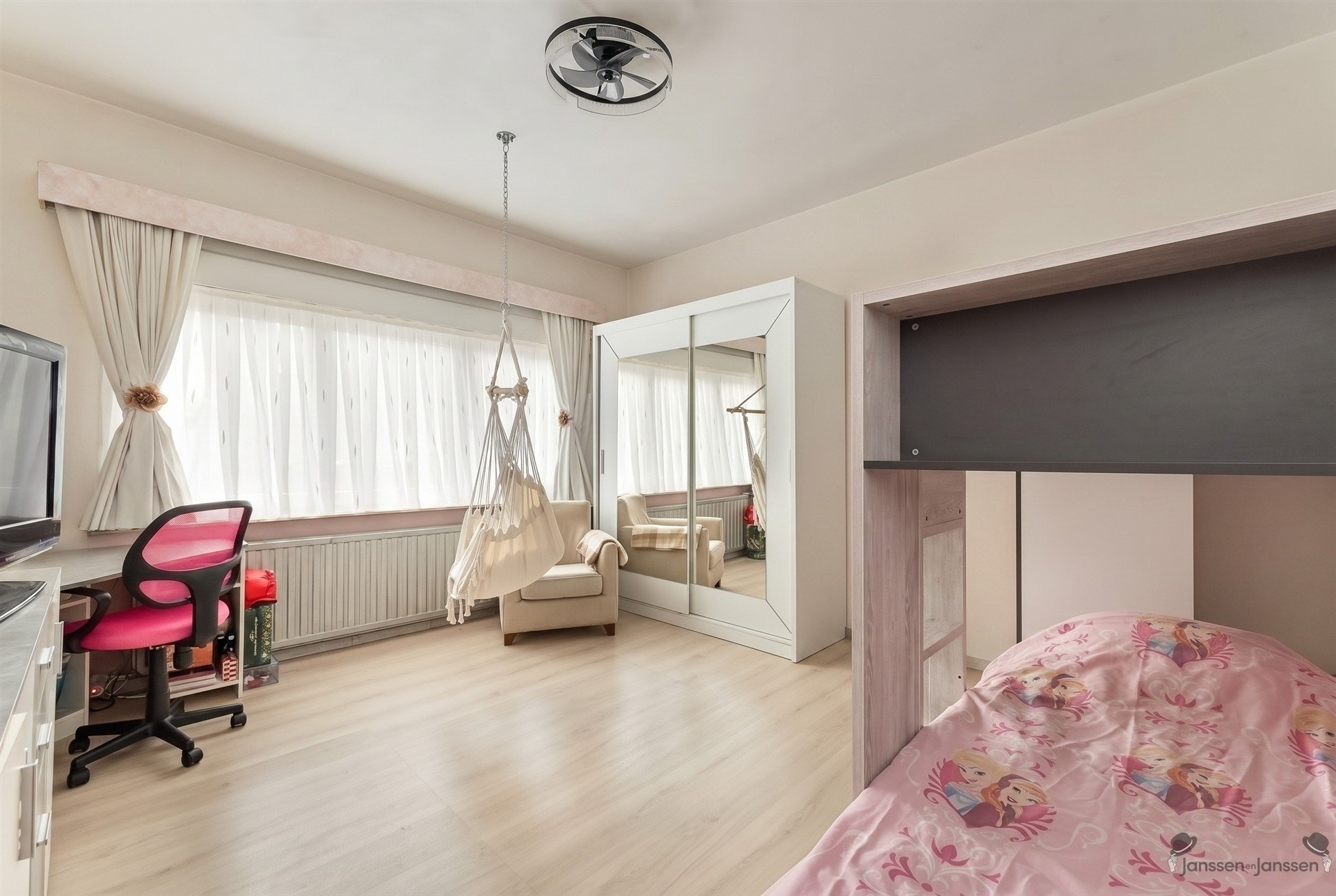 house - photo 5