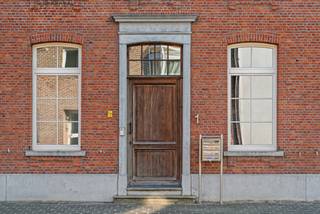Idéalement situé et bénéficiant d'une vue magnifique, nous trouvons ce duplex élégant à Putte. Le joyau absolu est la terrasse orientée plein sud...