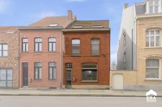 Te koop: karaktervolle woning in het centrum van Poperinge - EPC C - Blanco elektriciteitskeuringDeze woning wordt momenteel als praktijk gebruikt,...