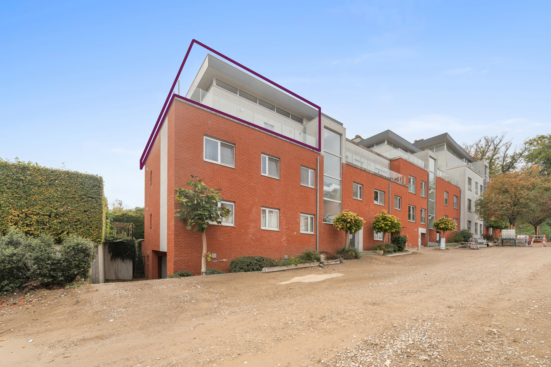 Exclusief penthouse met 2 parkeerplaatsen - foto 2