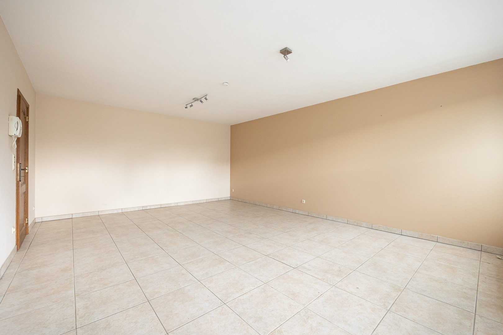 Ruim appartement op centrale locatie - foto 4