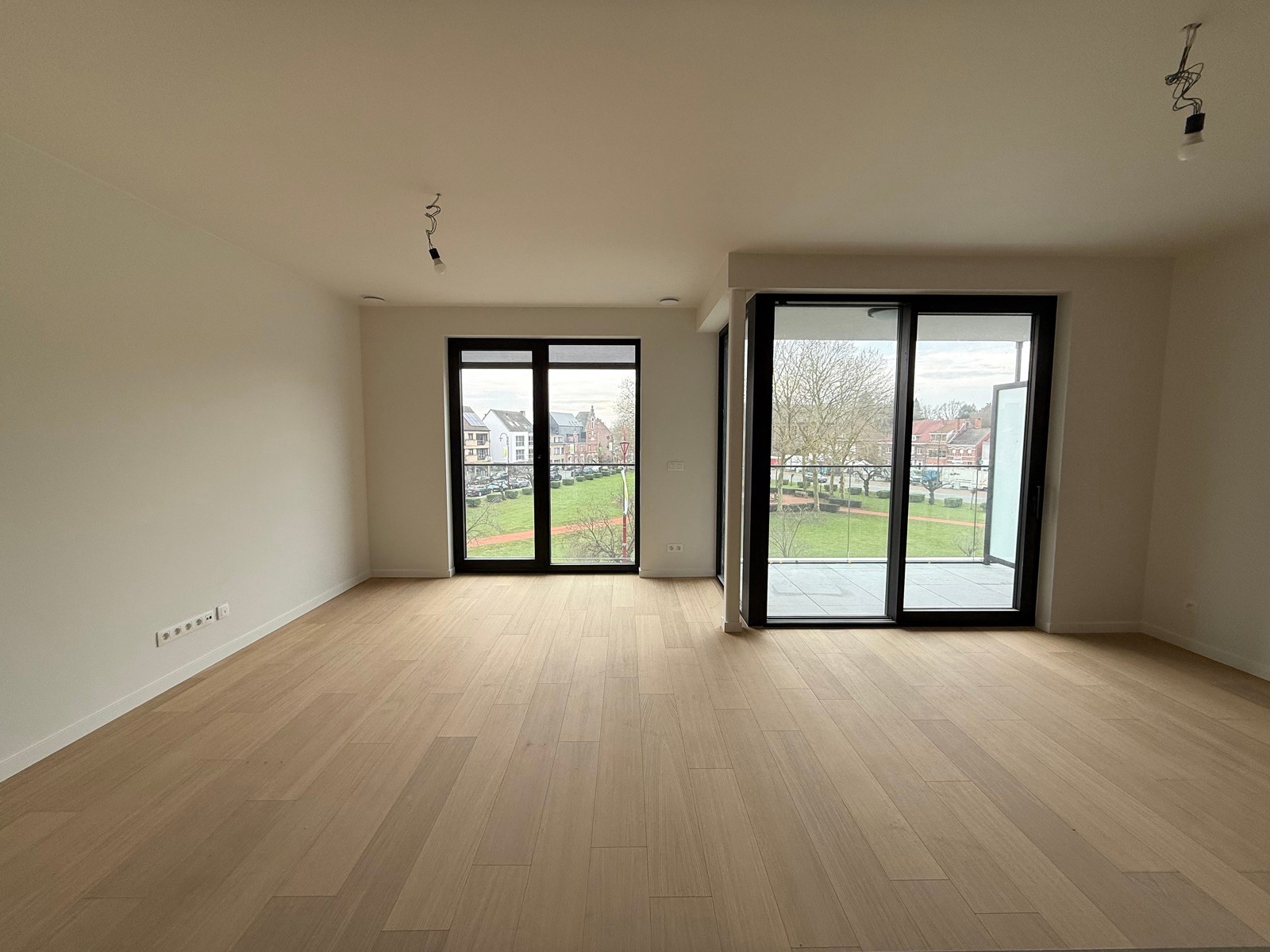 Hoogwaardig afgewerkt nieuwbouwappartement met twee slaapkamers. - foto 5