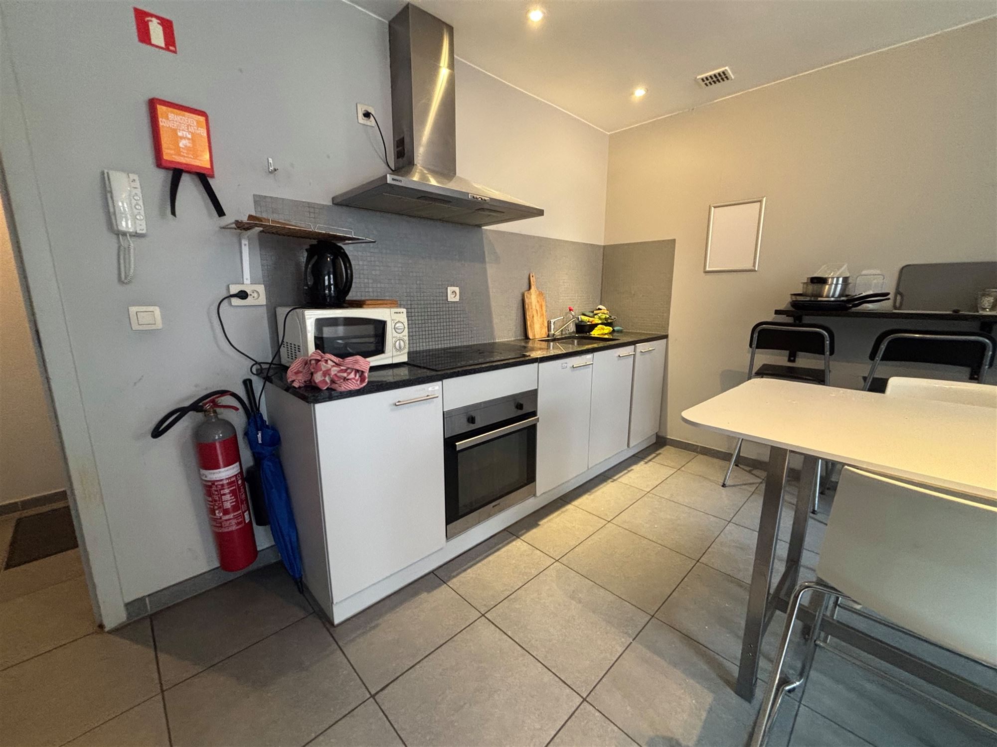 Apartment - photo 5