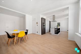 Op zoek naar een centraal gelegen appartement dat volledig instapklaar is? Dit ruime appartement (105m² - 1 slaapkamer) zal wellicht je ding zijn...