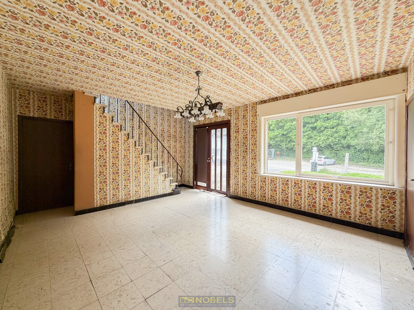 Te koop, Te renoveren open bebouwing op ruim groen perceel te Ronse! - photo 2