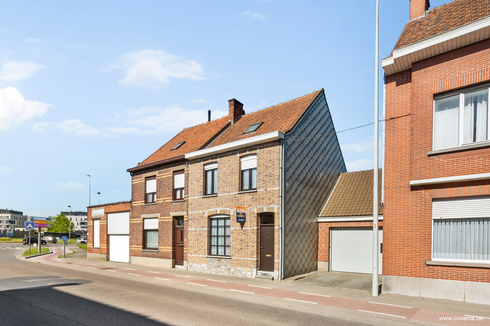 Ruime gezinswoning met garage en tuin te Roeselare - foto 2