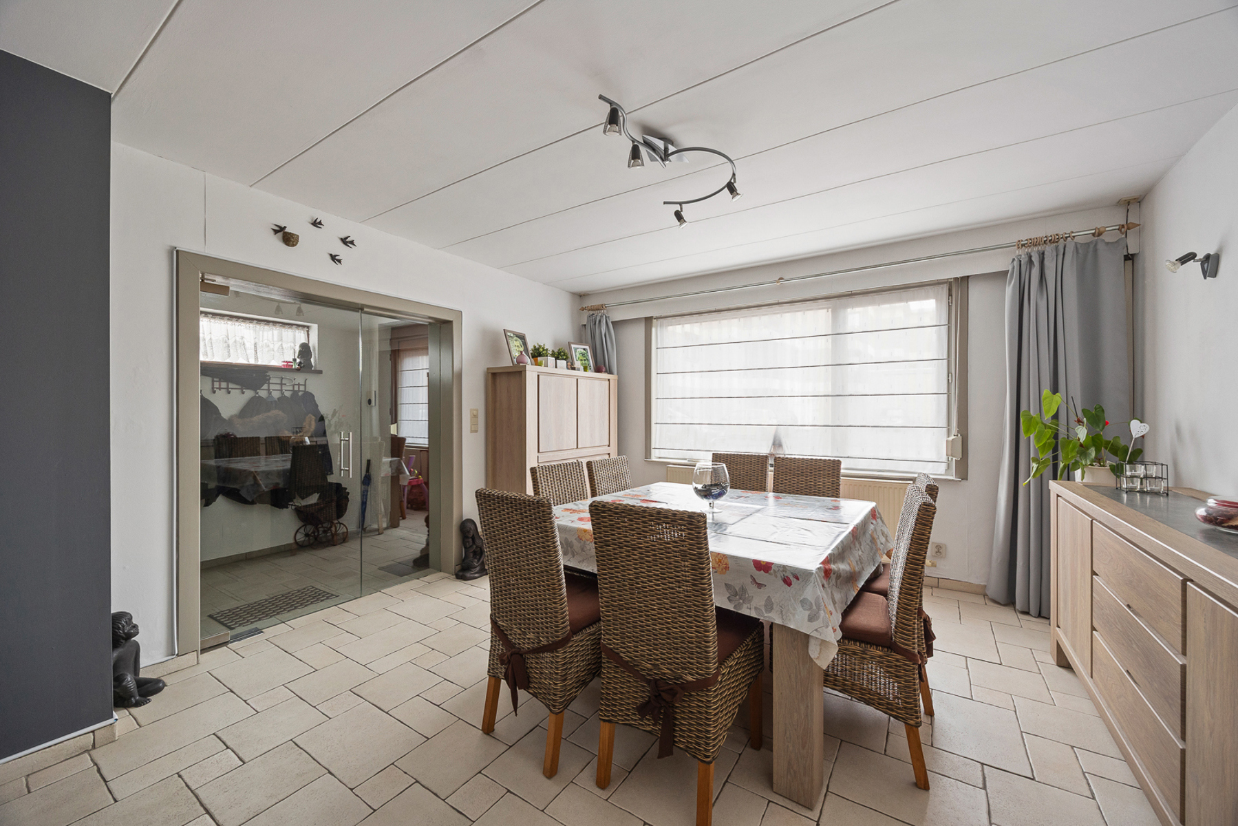 House for sale in Brasschaat with 4 bedrooms - photo 2