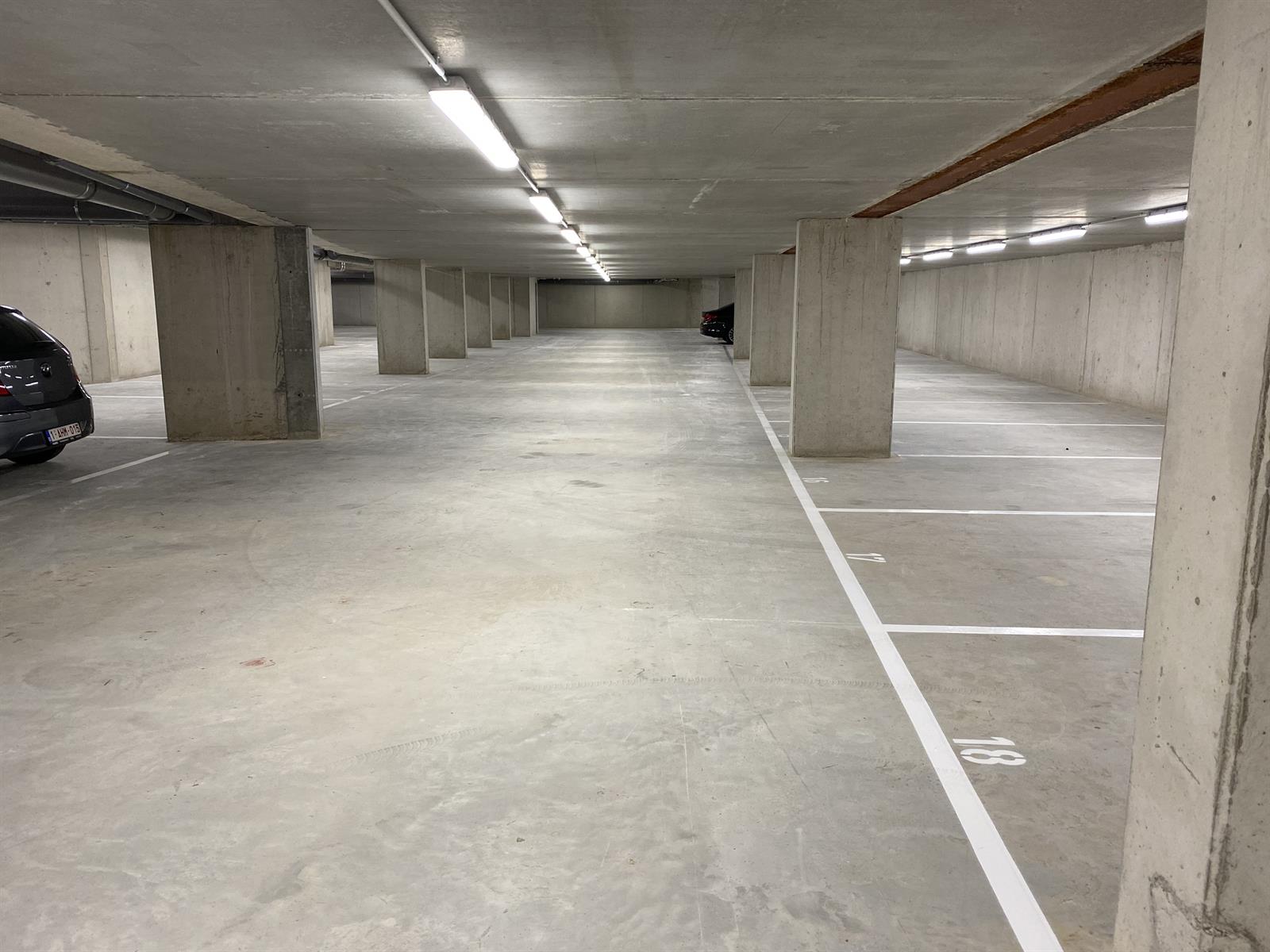 Ondergrondse staanplaatsen in centrum Mol - foto 2