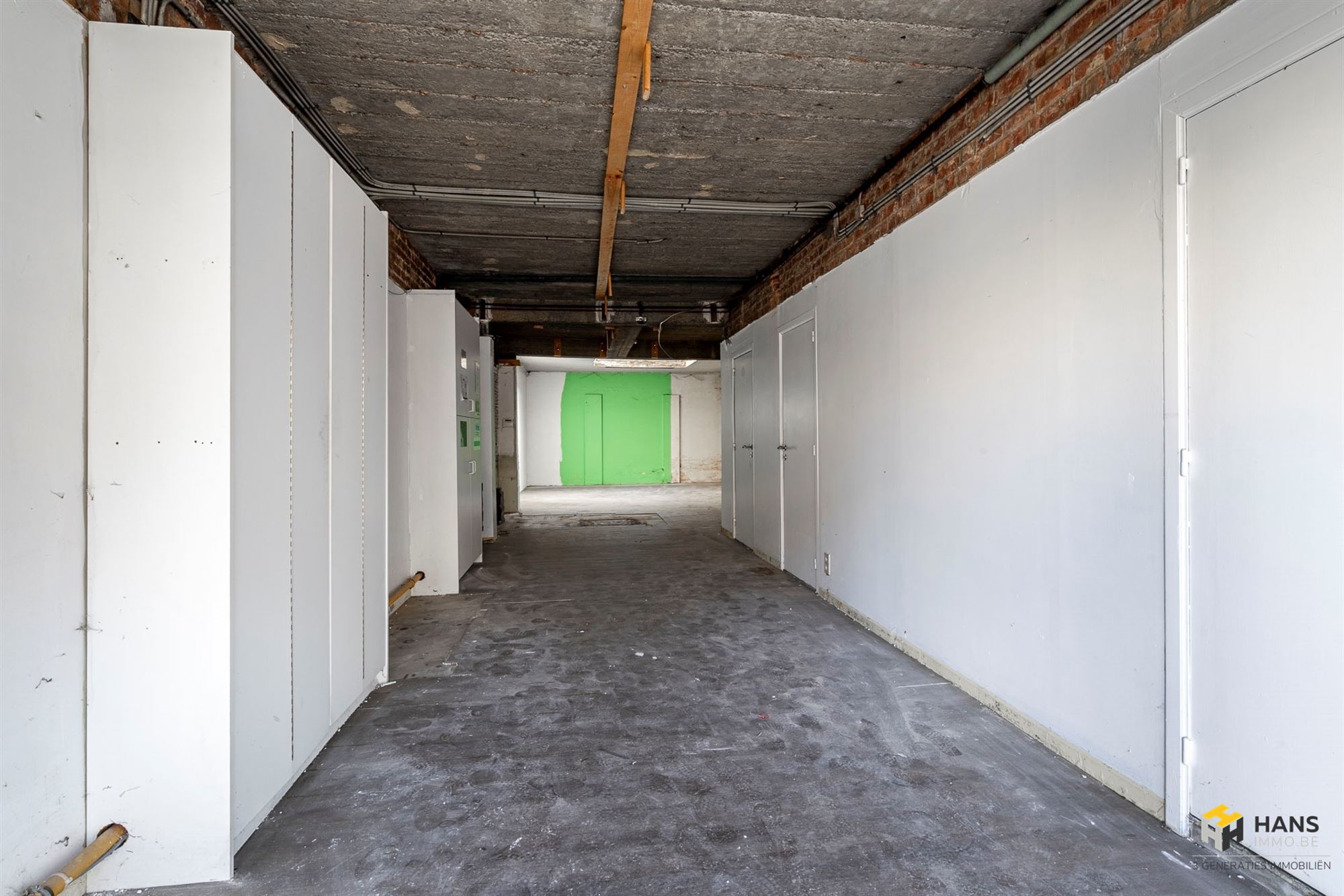 Handelsgelijkvloers (86 m²) met mogelijkheden in Berchem - foto 5