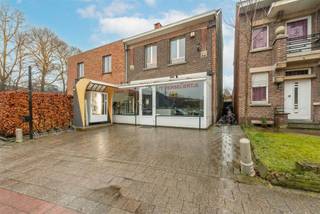 Vente : Maison résidentielle unique avec des possibilités polyvalentes au cœur de Viersel !Vous êtes à la recherche d'une maison...