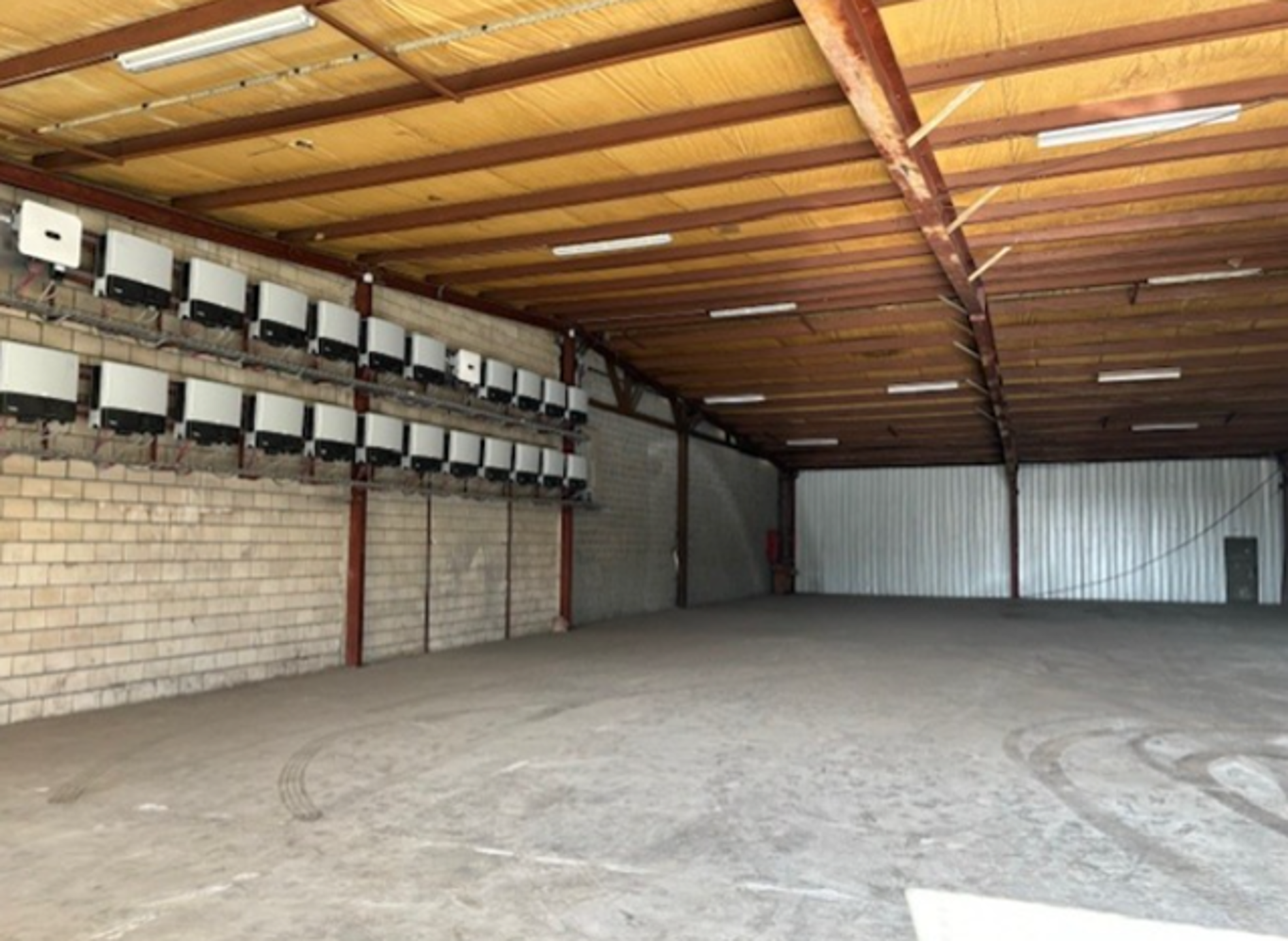 TE HUUR: opslagruimte van 550m² te Kaulille - foto 2