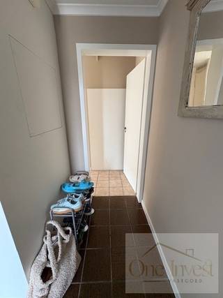 te huur – halfopen woning met tuin in Pelt – €1250/maandhalfopen bebouwing in de rustige Beekstraat 12 te Pelt. Deze woning biedt een bewoonbare...