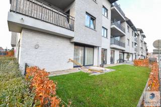 Dit veelzijdige gelijkvloers is momenteel ingericht als hondentrimsalon, maar biedt tal van mogelijkheden voor wie op zoek is naar een...