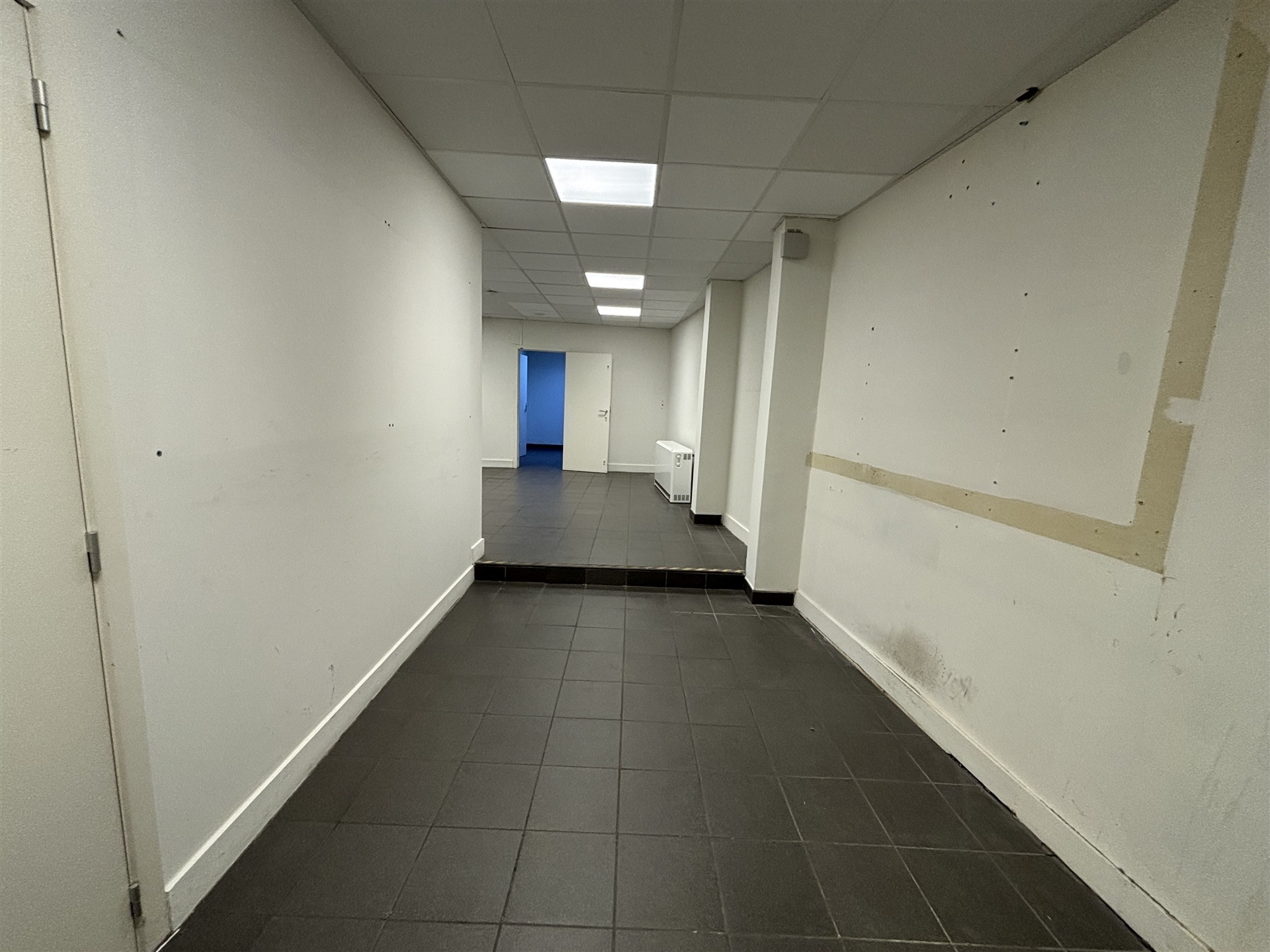 Commercial for rent in Vilvoorde - photo 4