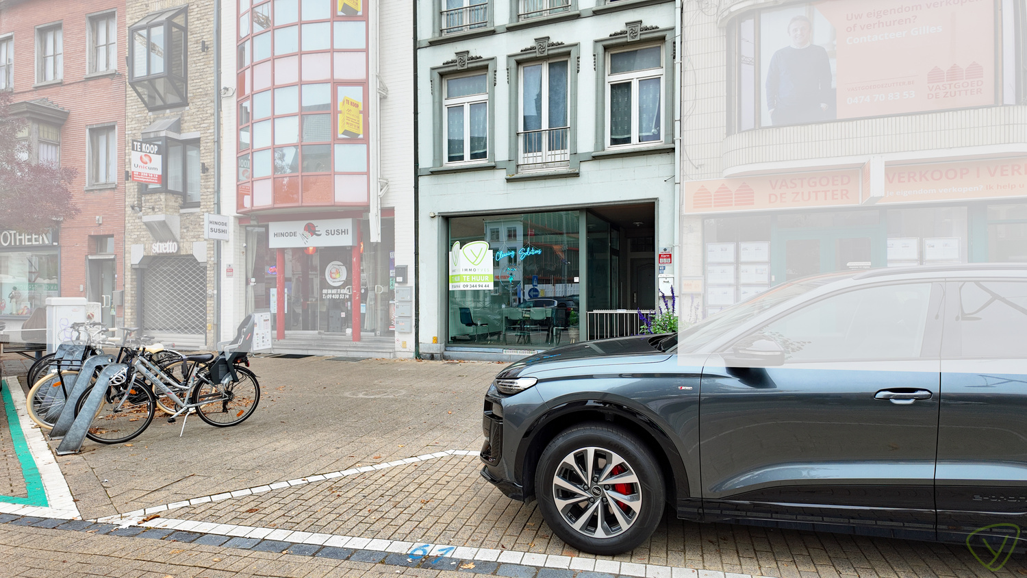 Ruime handelsruimte gelegen op de Markt van Eeklo! - foto 1