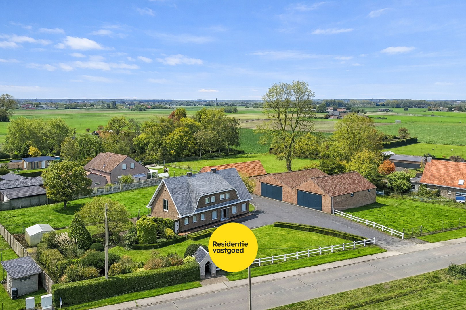 Statige woning met ruime loodsen in Kortemark! - foto 4