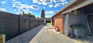 Op een gunstige en centrale ligging in het landelijke Rummen (Geetbets) vindt u deze te renoveren open bebouwing op een perceel van 790 m². Een...