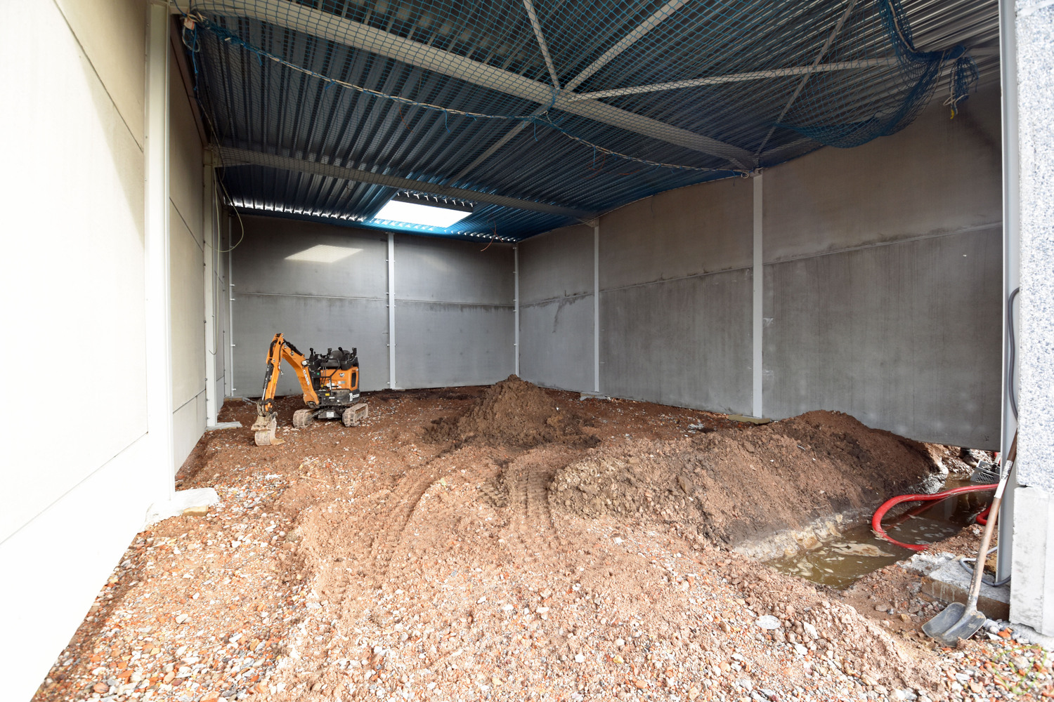 Commercial for rent in Sint-Laureins - photo 3