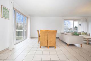 ANDERLECHT, near Westland Shopping Centre, located on the 2nd floor of the building, beautiful flat of ± 117m² in good condition. Entrance...
