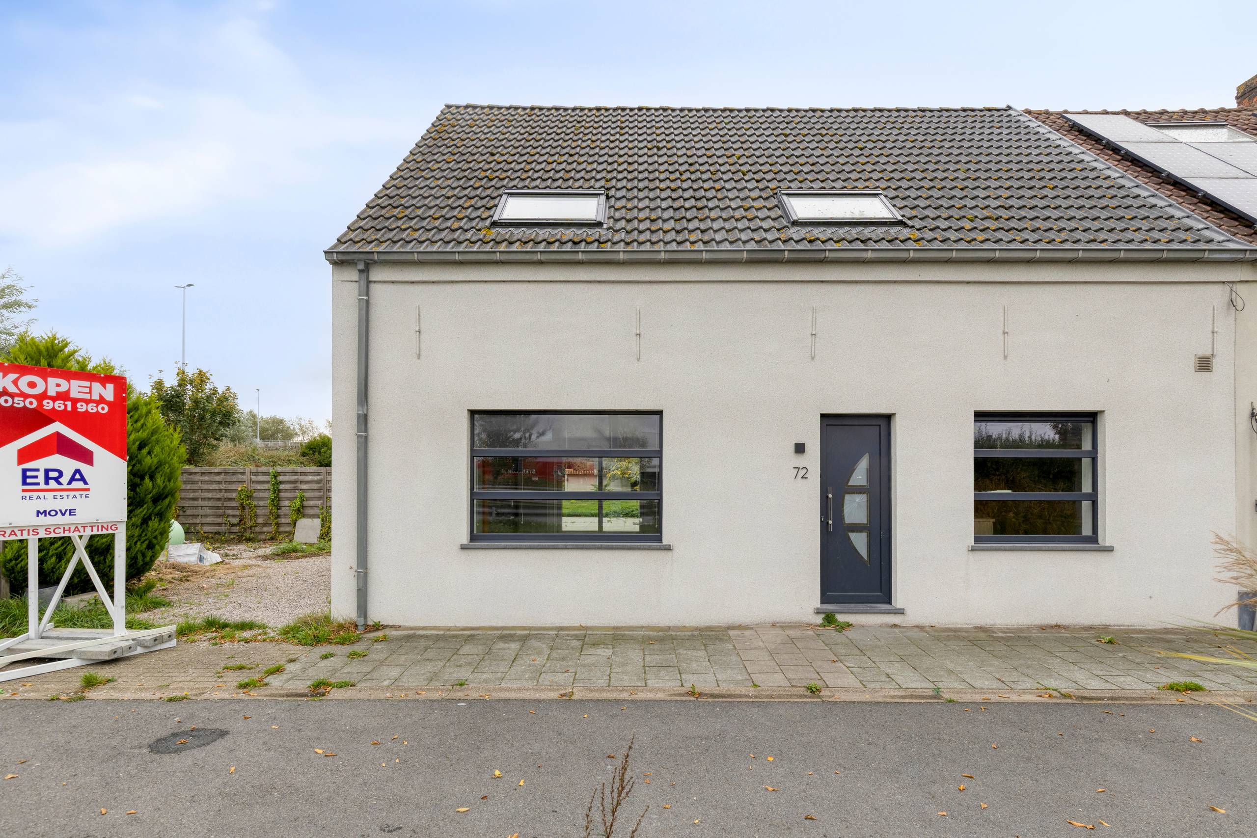 House for sale in Jabbeke with 3 bedrooms - photo 1