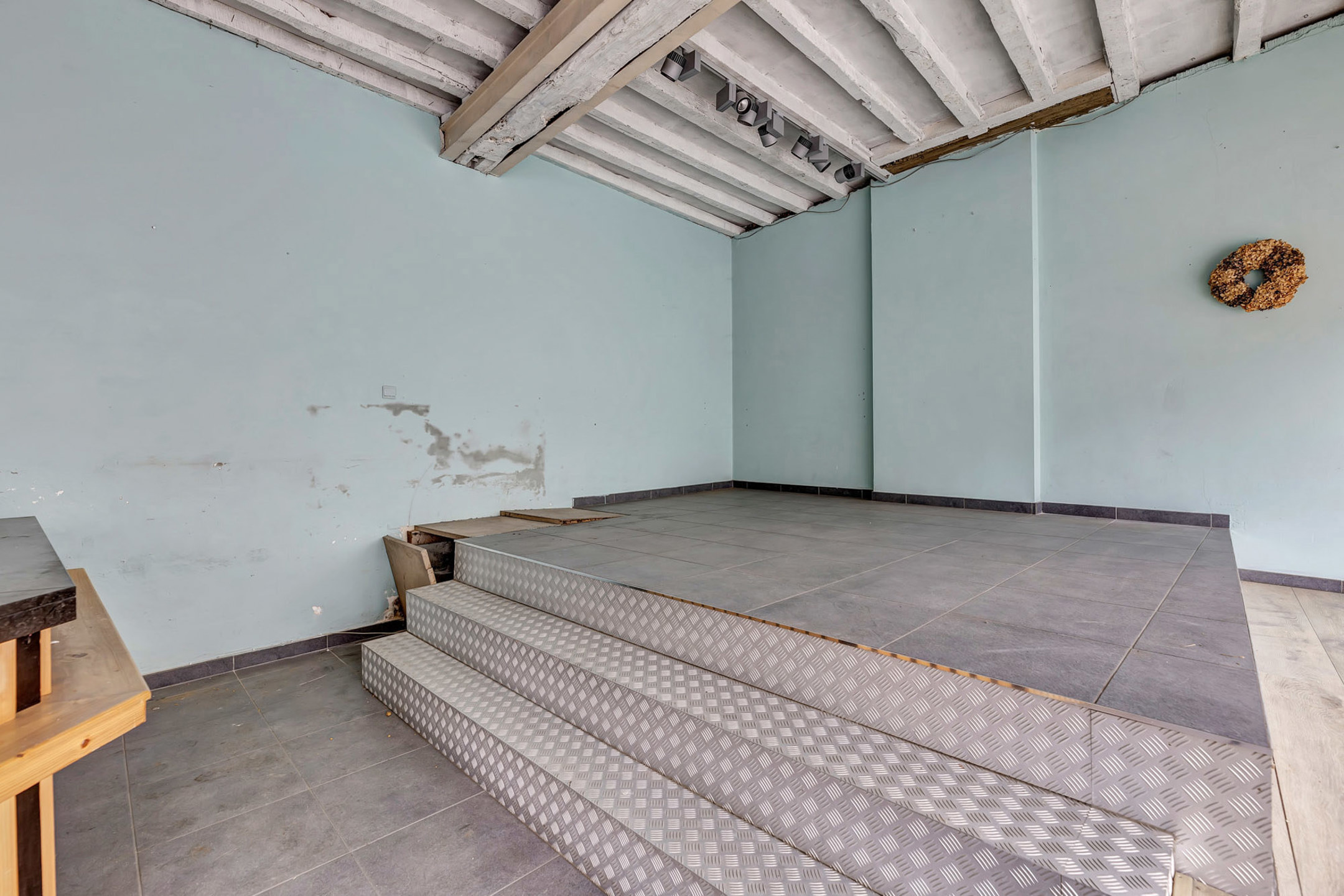 Opbrengsteigendom: Handelsruimte met 3 slpk app in centrum - foto 4