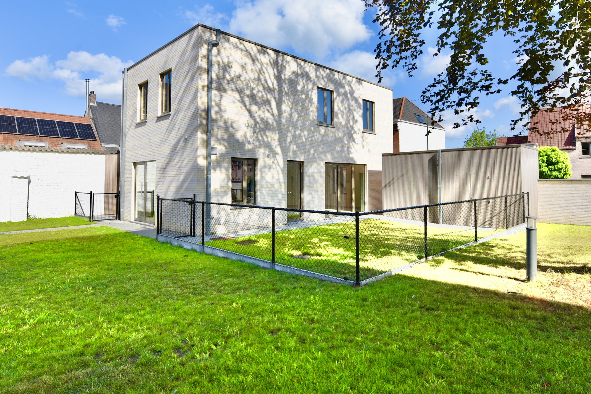 Nieuwe woning met 4 slaapkamers - 429.000 EUR - foto 1