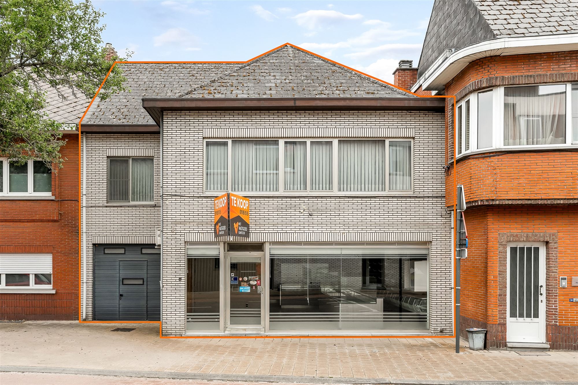CENTRAAL GELEGEN, RUIM HANDELSPAND MET WOONST (415M²) TE BALEN - foto 1