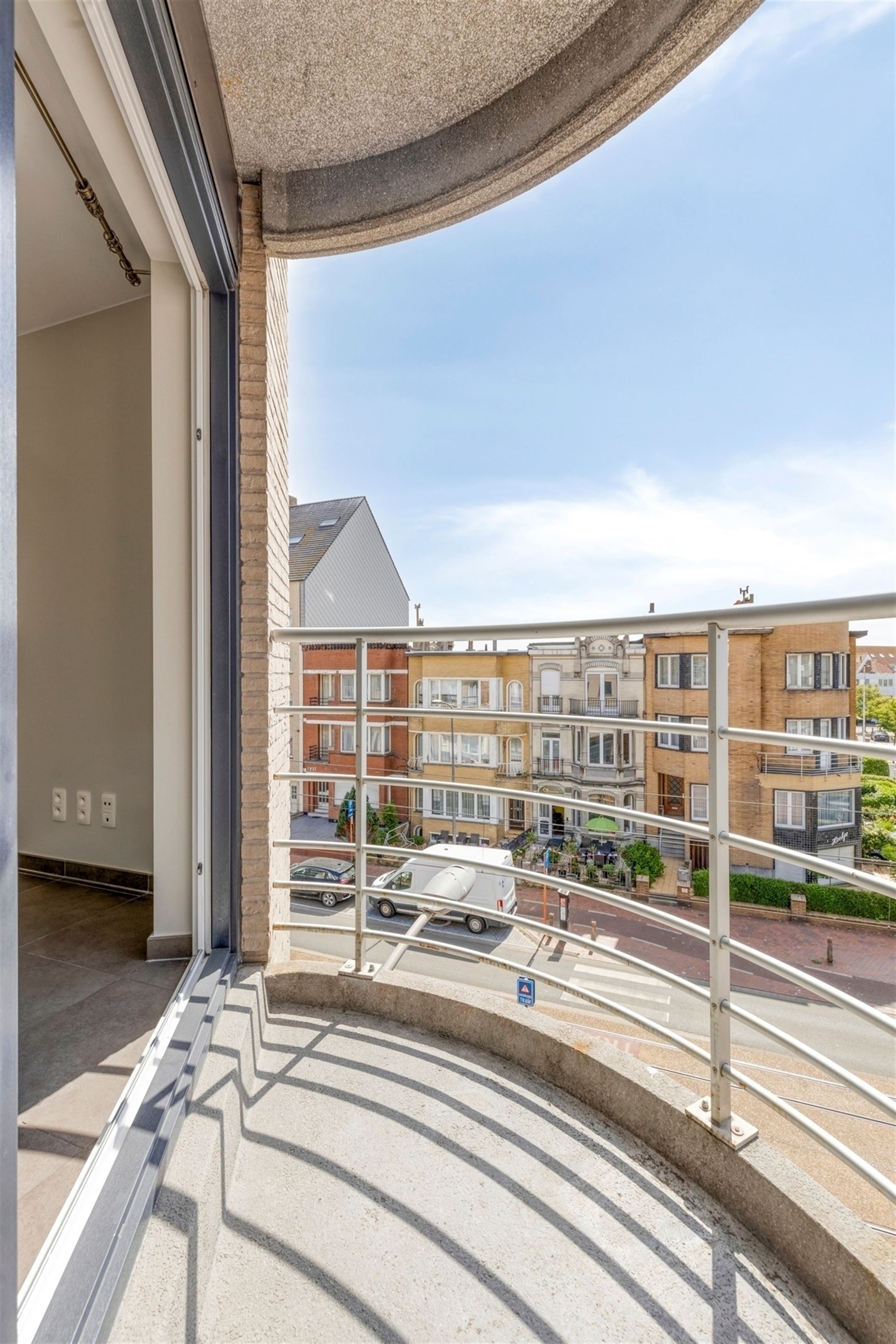 ZONNIG / STAANPLAATS  - foto 4