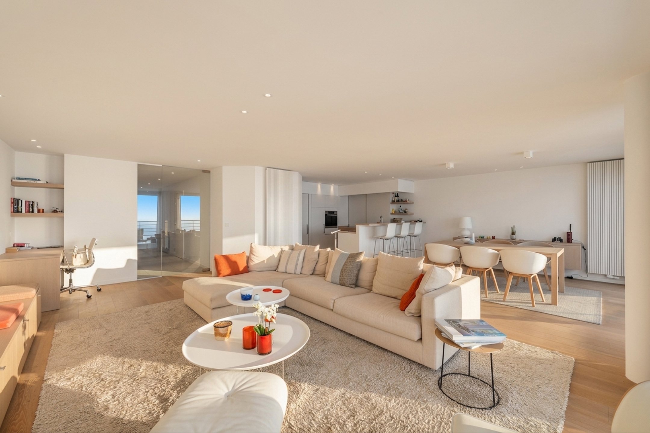 Exclusief luxeappartement met frontaal zeezicht - foto 4