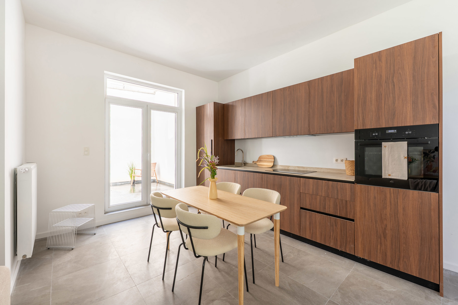 Lichtrijk gelijkvloers appartement op de Sint-Andriesplaats - foto 5