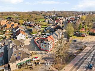 Op een uitstekende ligging vlakbij het prachtige natuurdomein De Gerstjens en op korte afstand van het centrum van Aalst, bevindt zich deze...
