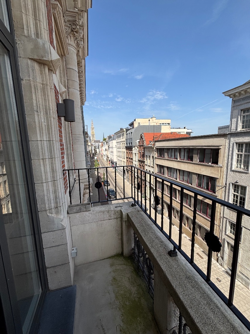 Appartement te huur in Antwerpen met 2 slaapkamers - foto 2