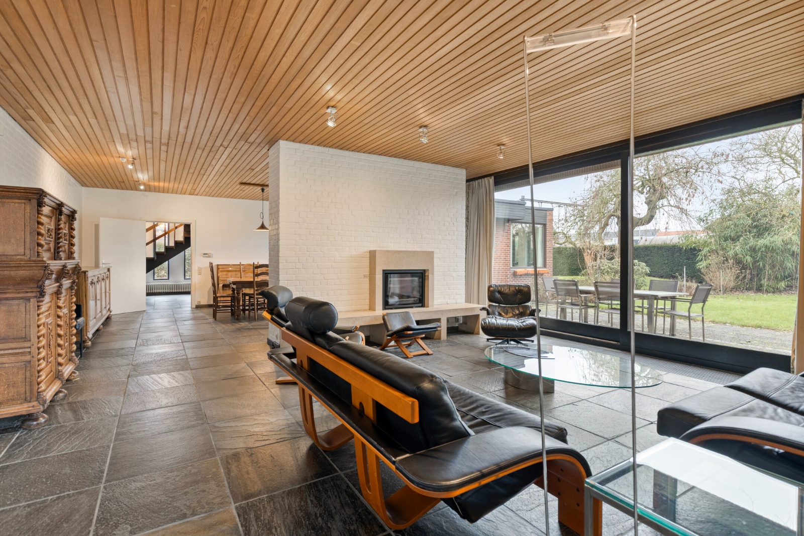 Dokterswoning met ruime praktijk én bouwgrond - foto 4