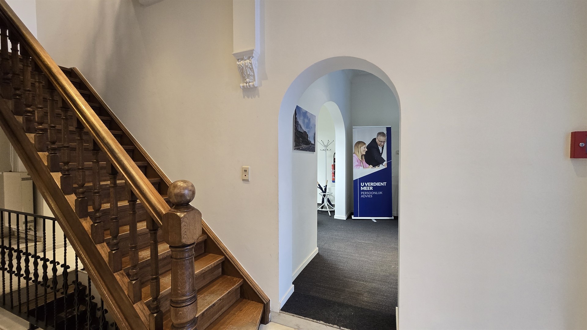 Immeuble de bureaux de caractère avec une visibilité exceptionnelle à Herent - photo 2