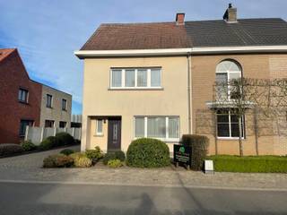 HALFOPEN BEBOUWING MET GARAGEBEZOEKMOMENT OP DINSDAG 10/03 OM 17U30, ENKEL INSCHRIJVEN VIA MAIL NAAR MINTJENSVERHUUR@IMMOPOINT.BE EN U ONTVANGT EEN...