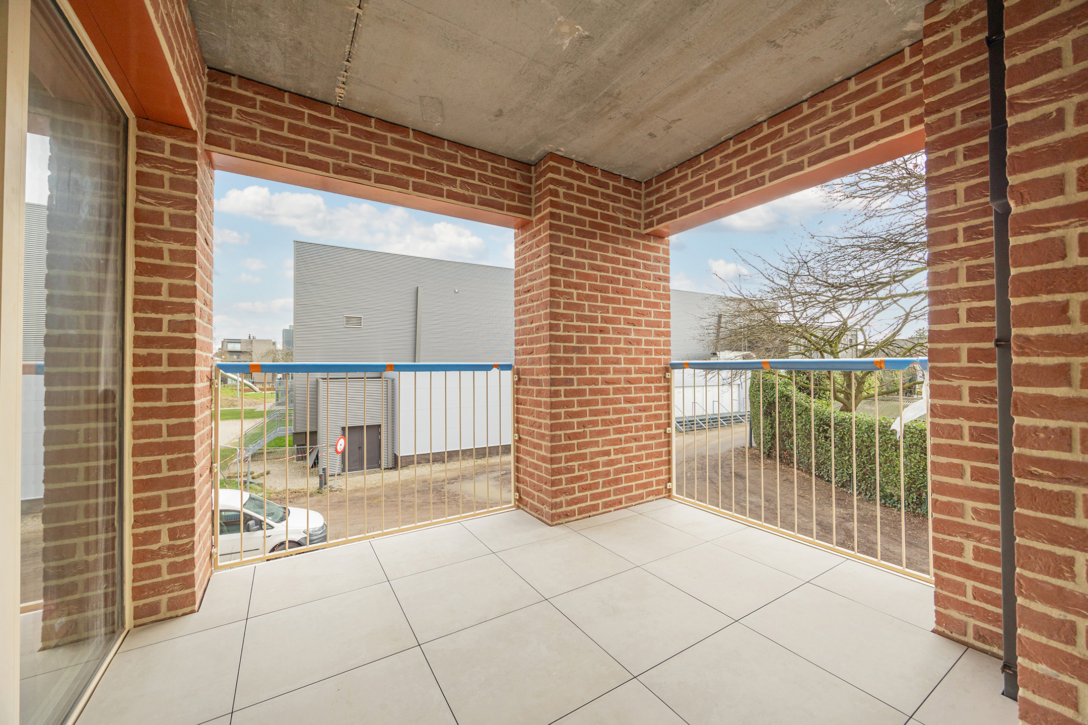 Apartment for sale in Maasmechelen with 2 bedrooms - photo 4