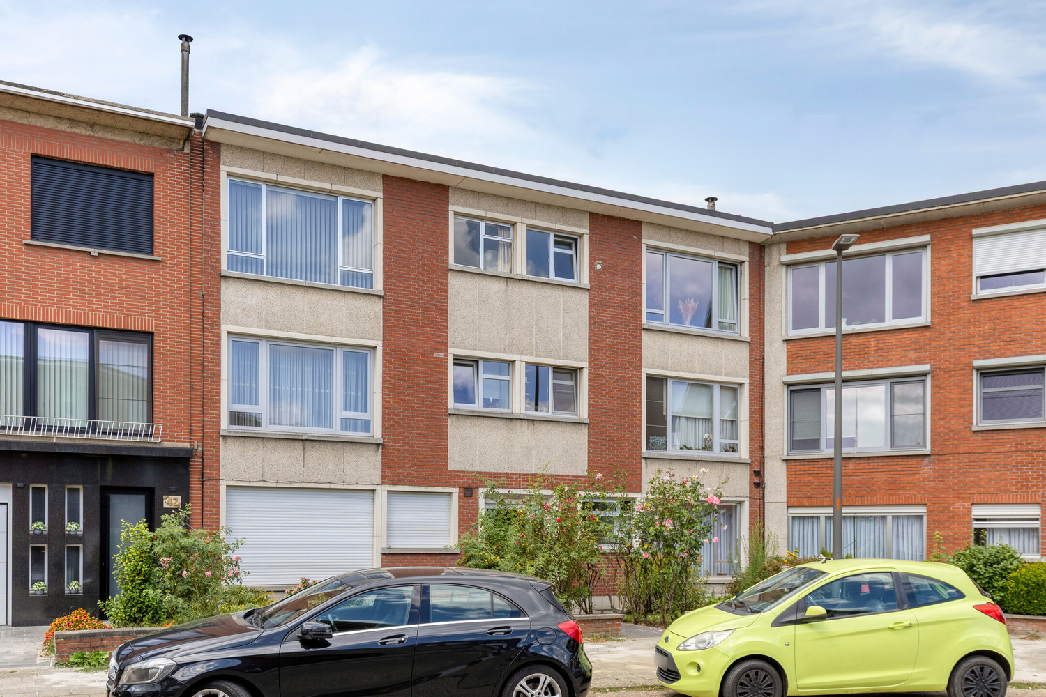 Vlakbij het Boekenberg Park en Rivierenhof gelegen te renoveren appartement met 2 slks. - foto 4