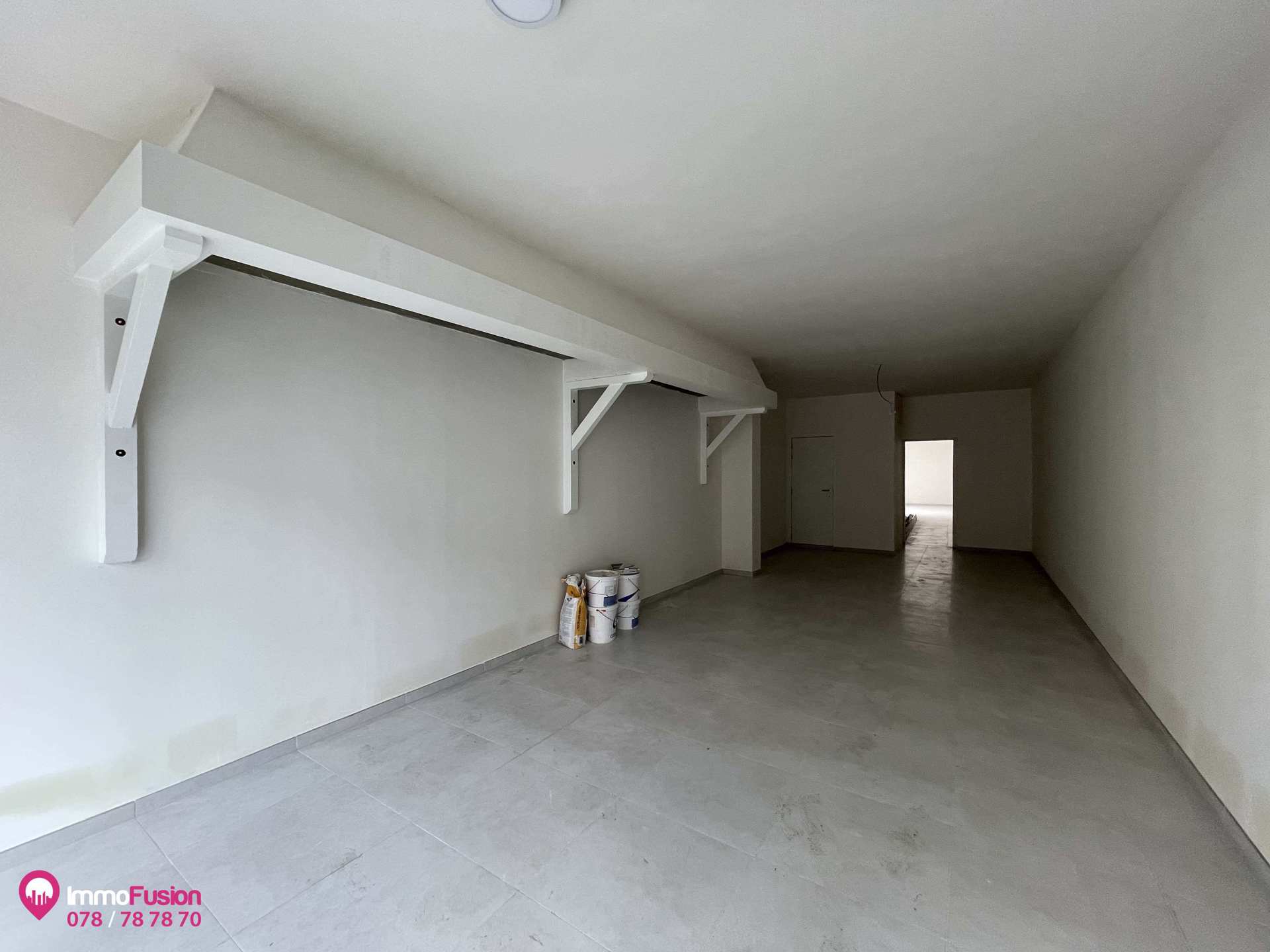 Commercial à louer à Leopoldsburg - photo 3