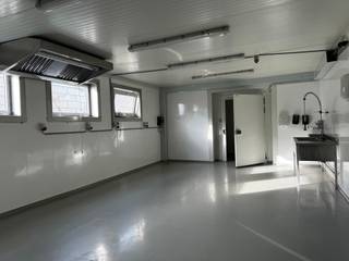 <p>Werk ruimte te huur met mogelijkheid tot opslag en verwerking van voedingswaren. Alle technieken en voorzieningen beschikbaar met ook gebruik van diepvriezer. </p>
<p>Contacteer Simon op het nummer 0498123708 of mail naar simon@vicusvastgoed.be </p>