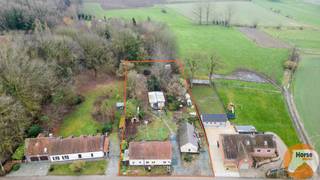 GALMAARDEN - Te renoveren pand op unieke liggingIn het prachtige Galmaarden, verscholen in een uiterst rustig en doodlopend straatje, vindt u deze...