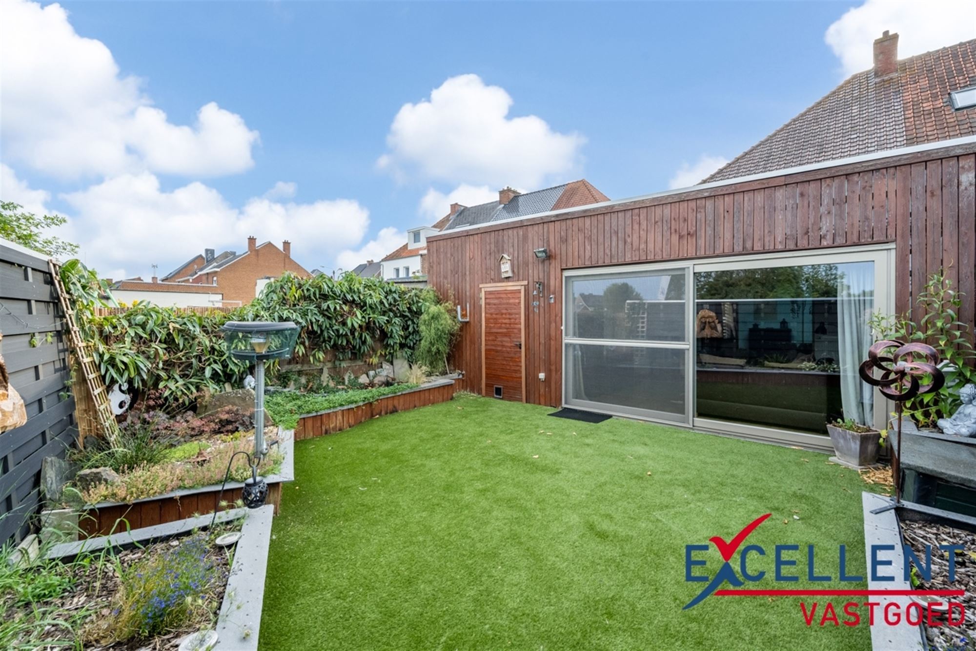 Instapklare halfopen bebouwing met stadstuin in Ronse! - foto 1