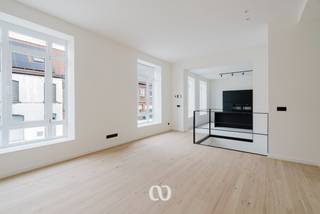 SIGN UP FOR THE FIRST VISIT MOMENT OF MONDAY 15 JUNE VIA OUR WEBSITE!Are you looking for a beautifully renovated loft with exceptional volumes in the...