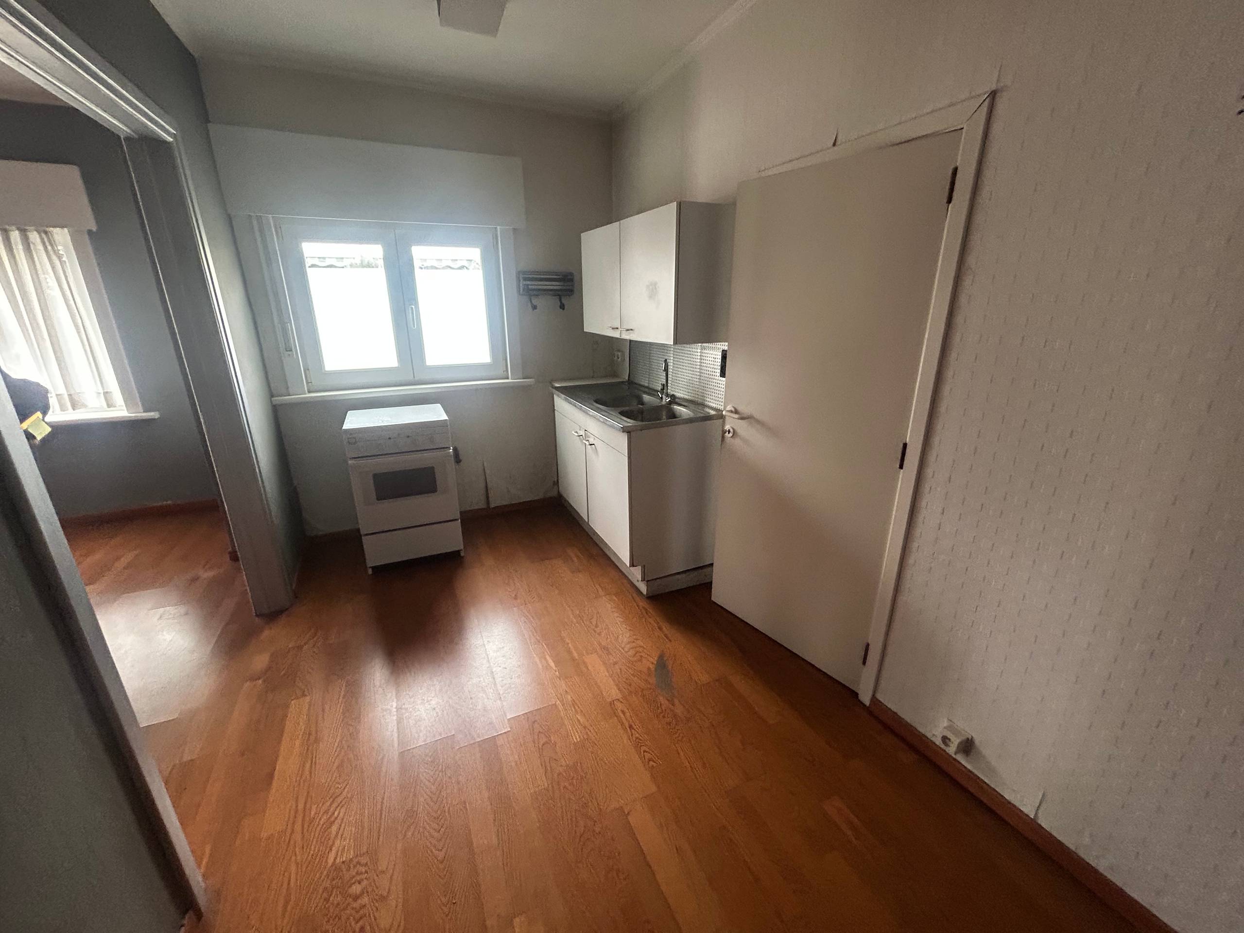 Wervik - 2 appartementen + 9 garages + loods te koop - foto 4