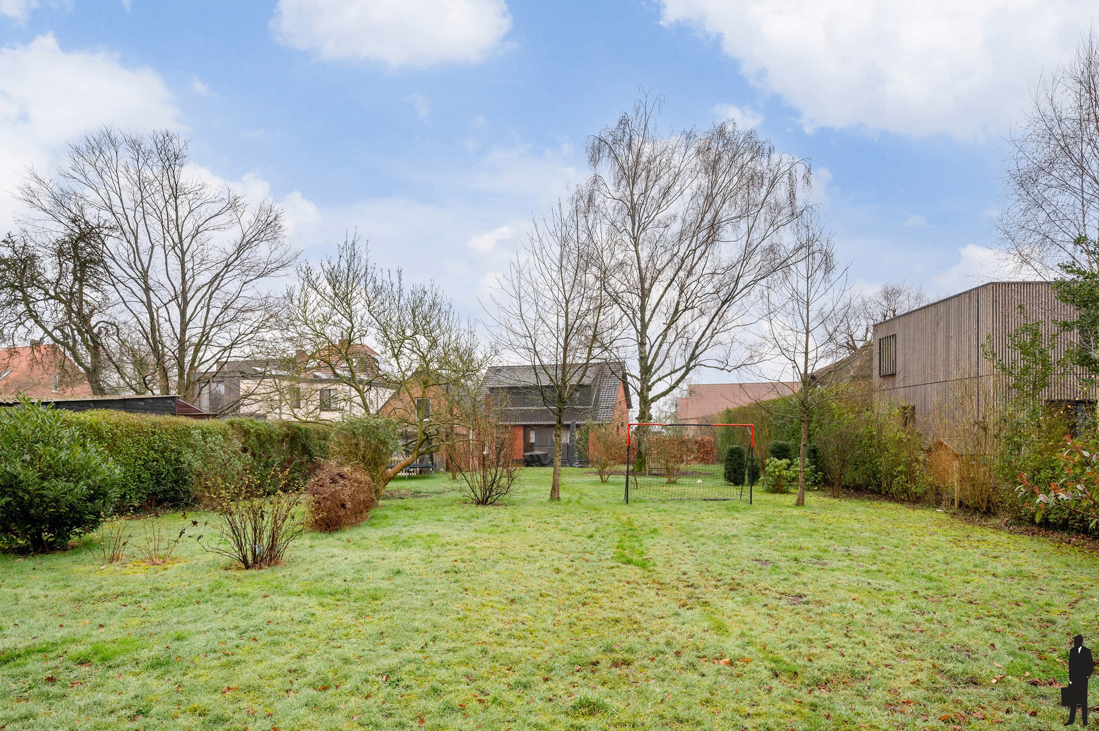 Charmante woning met prachtige tuin - foto 2