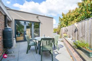 Mixed use / income property near the center of Muizen Are you looking for a versatile property with living comfort and interesting yield potential?...