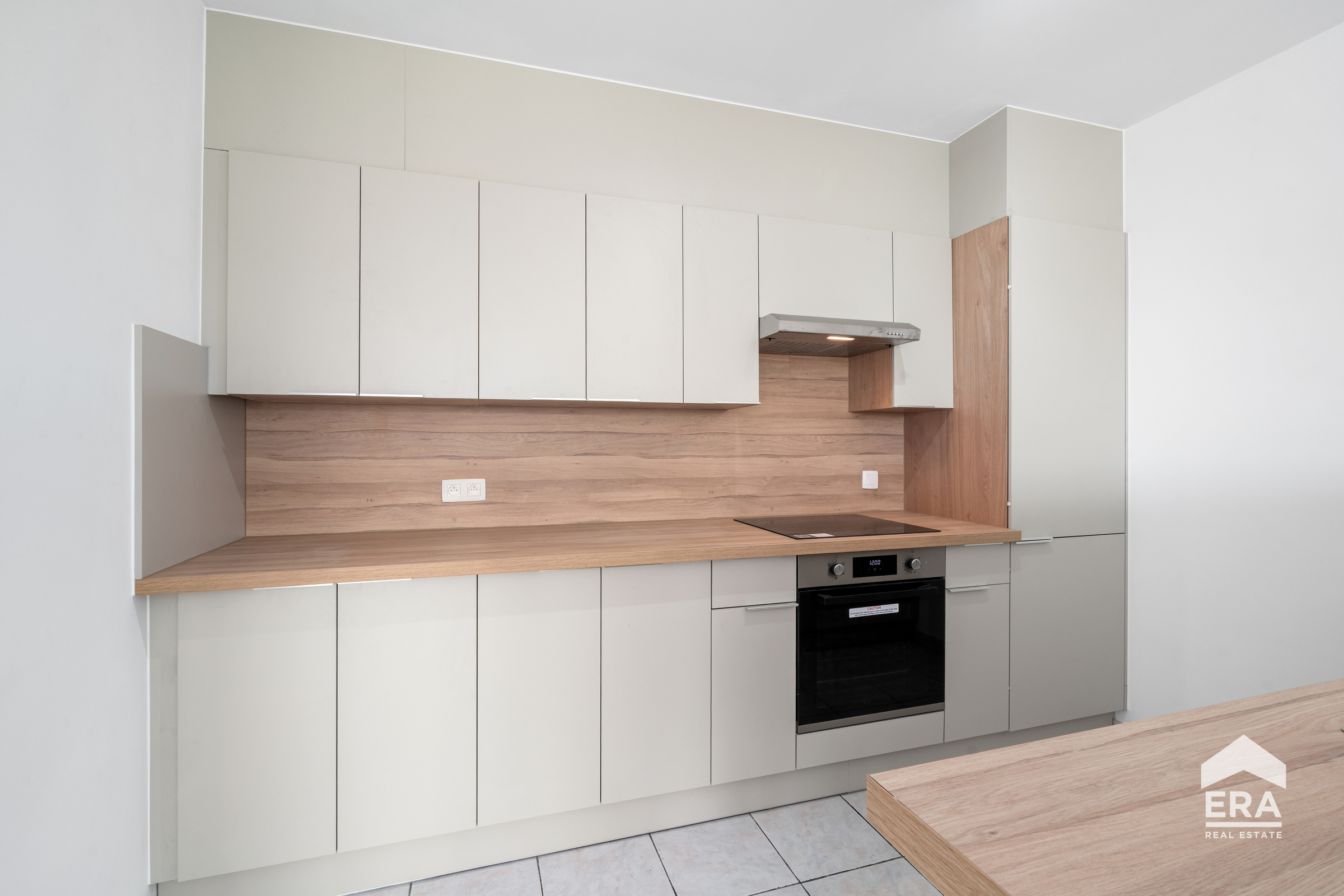 lichtrijk 3-slaapkamer appartement met terras te Eeklo. - foto 5