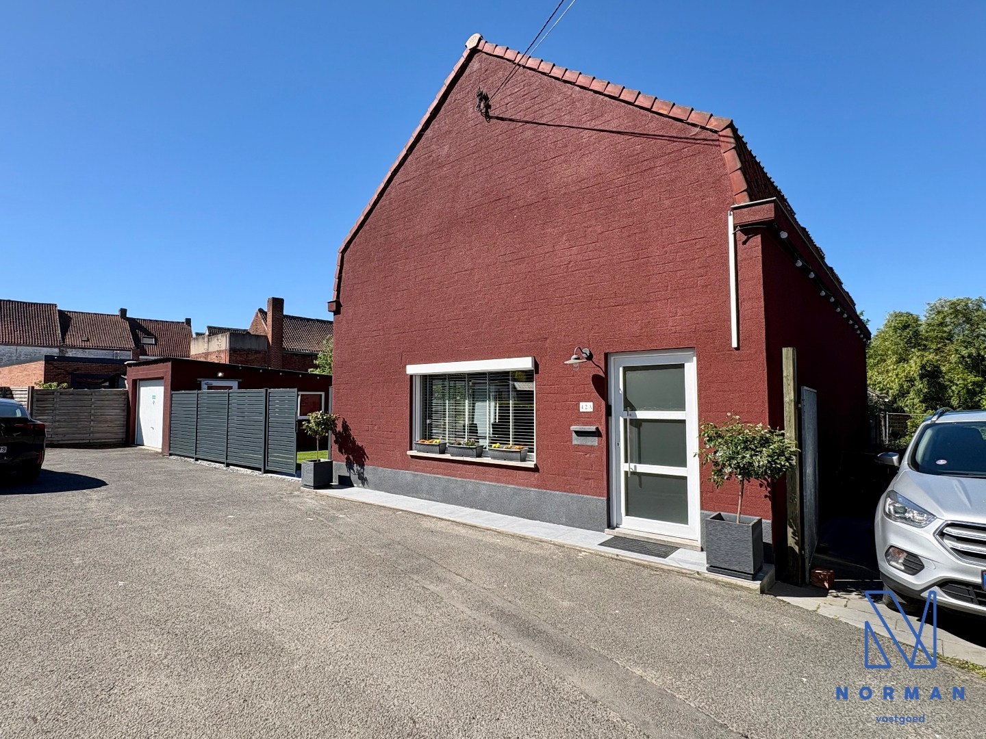 Ruime woning te koop in een doodlopende straat te Hulste – uiterst rustig gelegen met 4 slaapkamers en losstaande garage! - foto 5