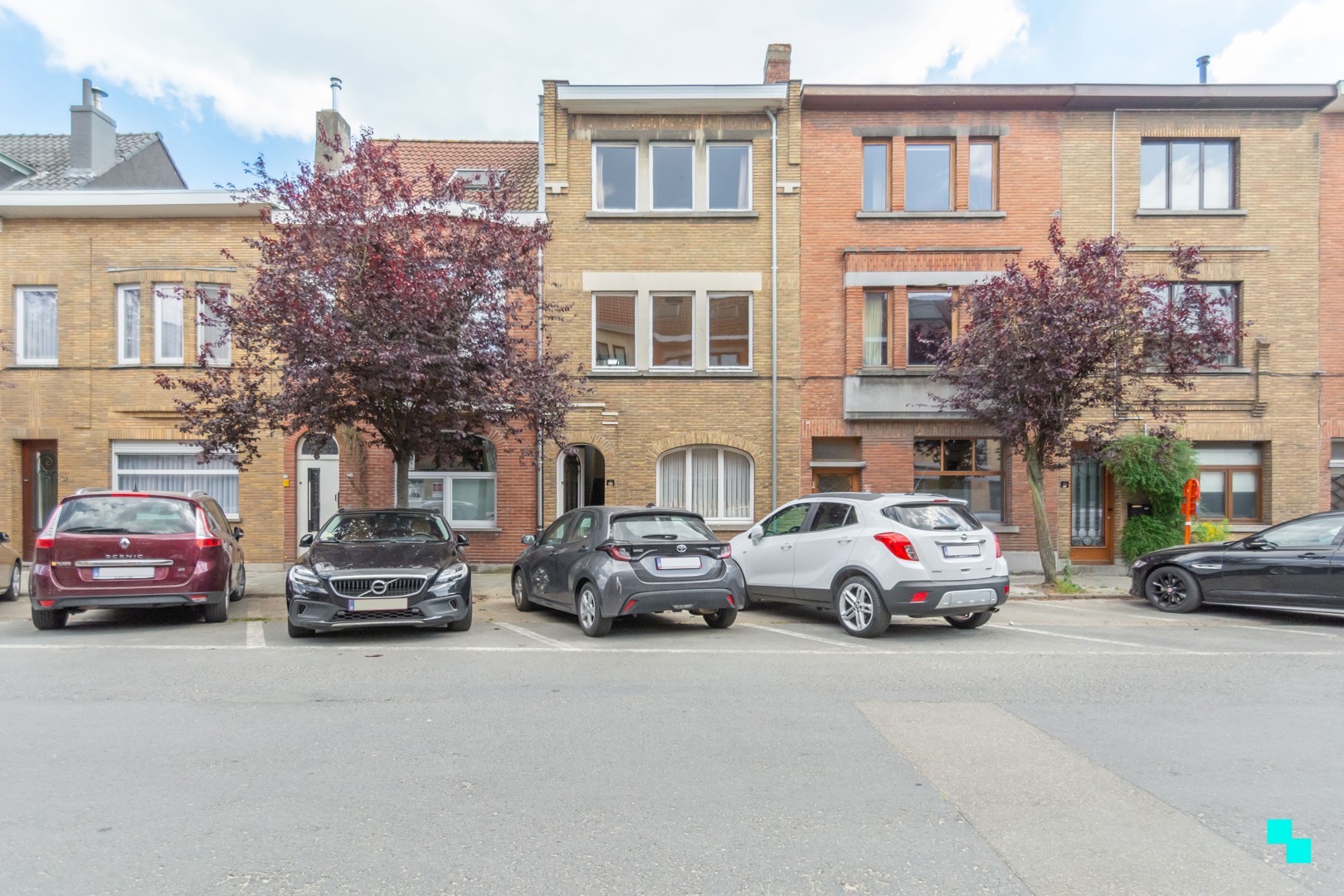 Charmante woning in een van de meest begeerde straten van Gentbrugge - foto 1